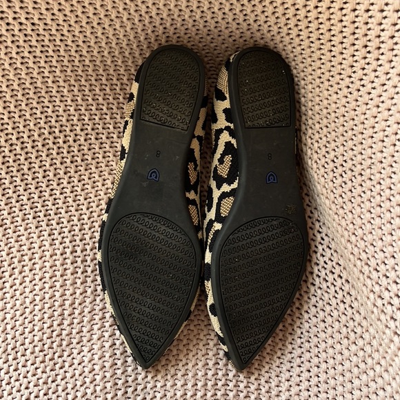Rothy’s Desert Cat Pointed Toe Flat (Like New) - Picture 4 of 5